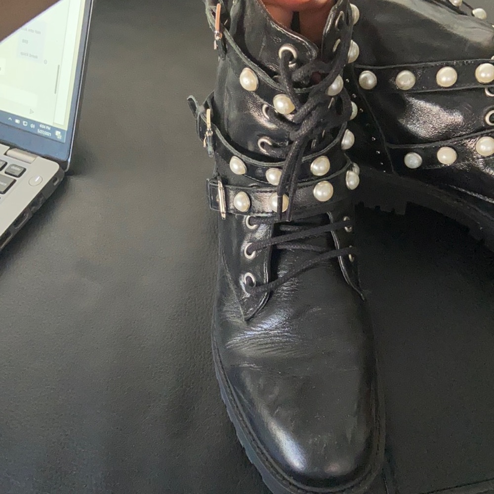 Zara Rare Pearl boots